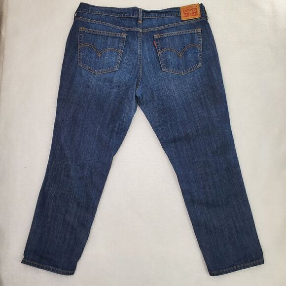 Levi's Boyfriend Jeans Size 32 - Picture 3 of 17